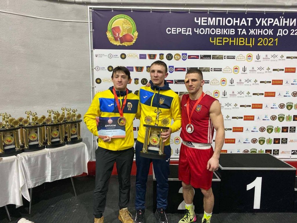 Никита Алистратов завоевал бронзу на чемпионате Украины по боксу среди мужчин до 22 лет