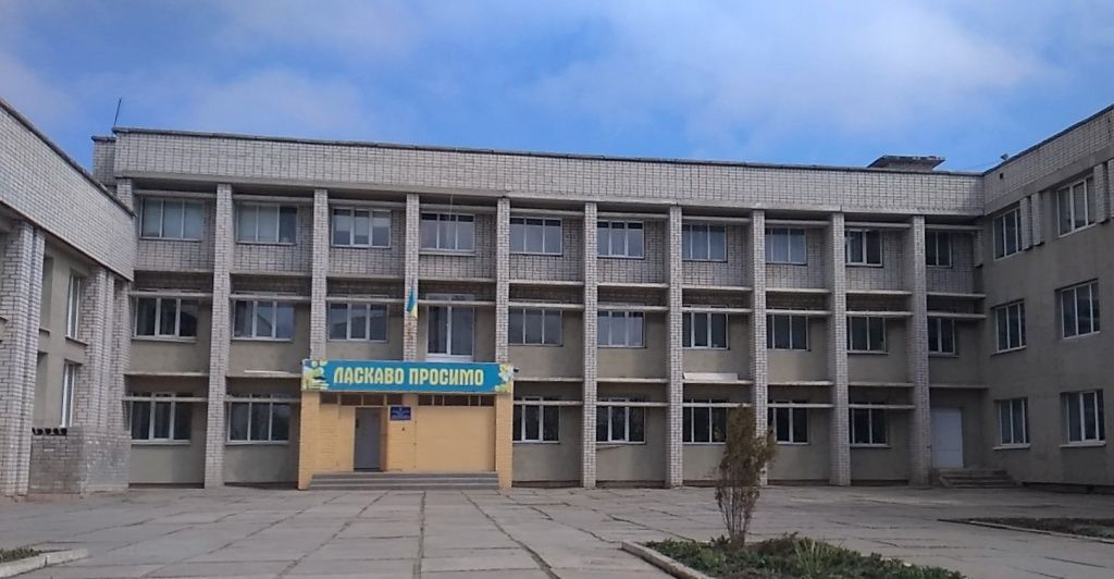 Вибори директора: в БСШ №16 заявляють про тиск з боку влади. В мерії гарантують прозорий конкурс