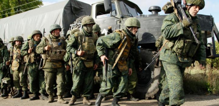 Росія готує провокацію для вторгнення своїх регулярних військ на Донбас - розвідка