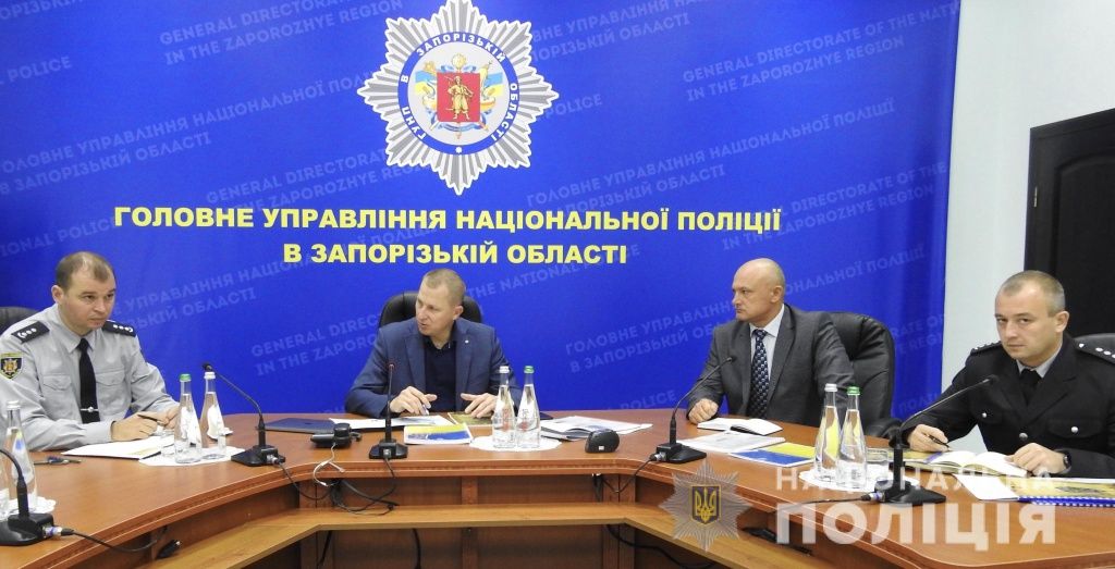 У Запоріжжі В’ячеслав Аброськін провів нараду з керівництвом обласної поліції щодо розслідування резонансного вбивства Віталія Олешко