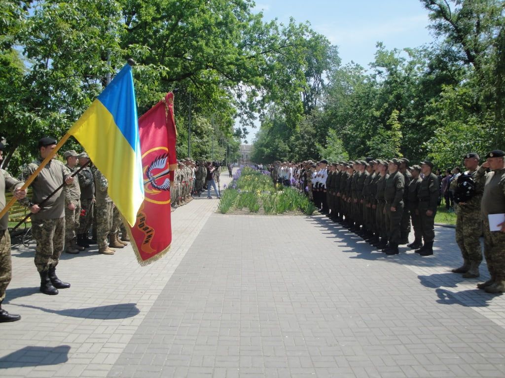 В Бердянске состоялась торжественная церемония принятия присяги морскими пехотинцами