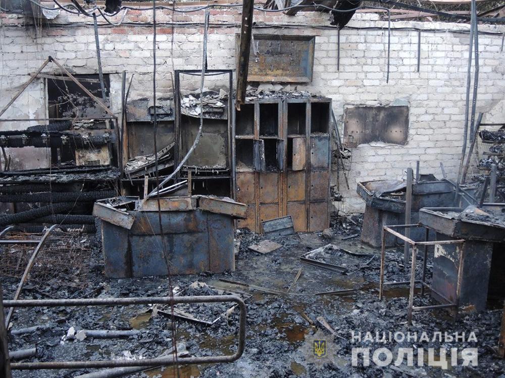У Бердянську слідчі відкрили кримінальне провадження за фактом пожежі в місцевій крамниці 