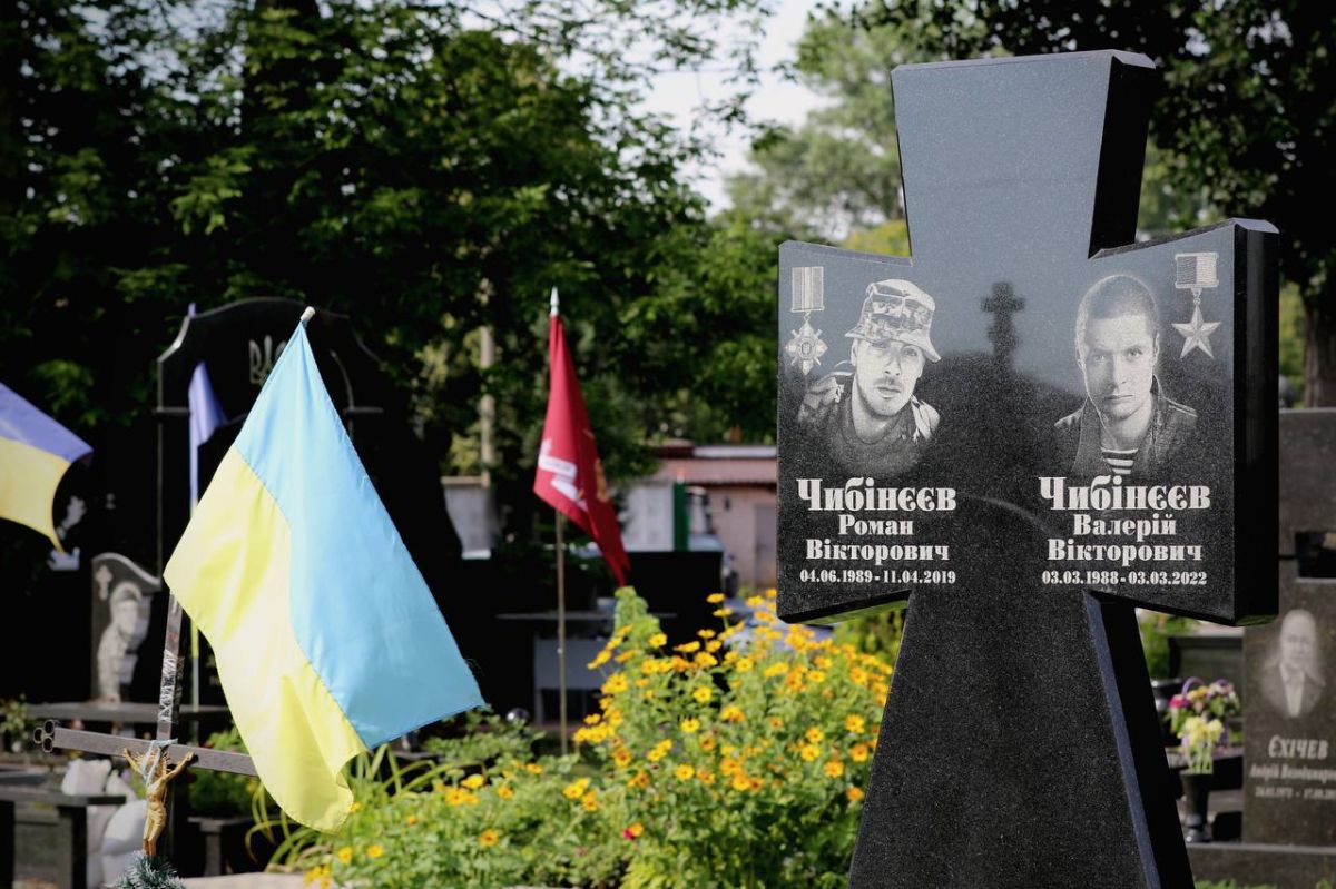 Меморіал братам Чибінєєвим з Бердянська встановили на Алеї Героїв Київського некрополя