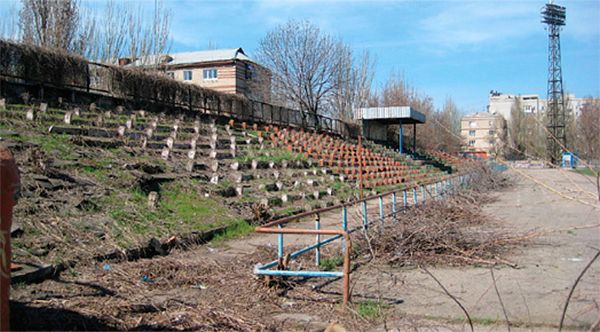В Бердянске на корректировку проекта реконструкции стадиона «Торпедо» власти обещают выделить 800 тыс. грн.