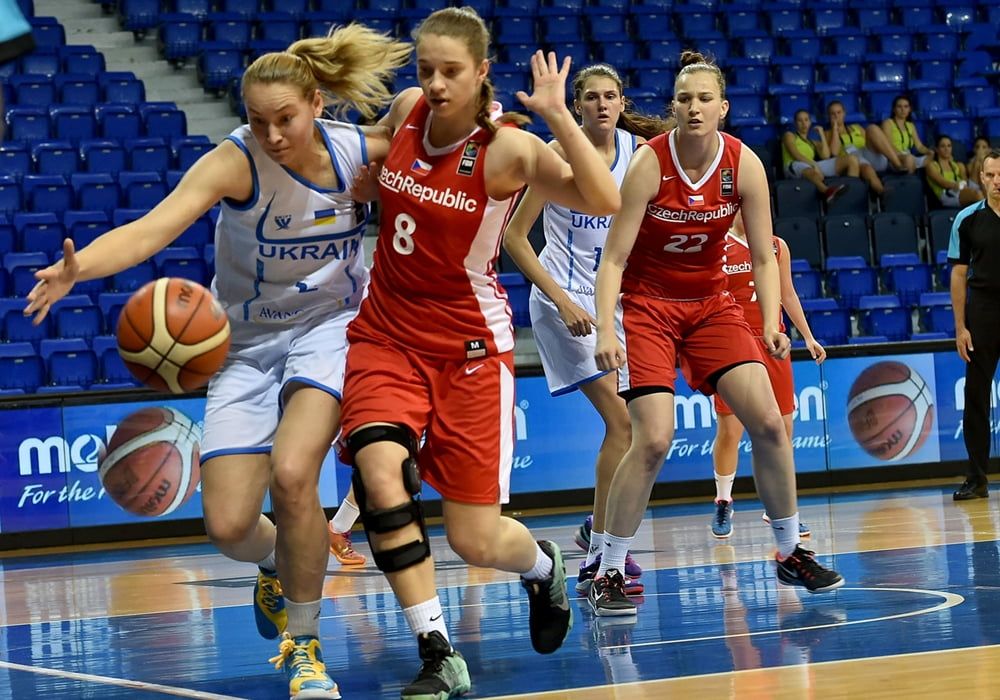 Женский чемпионат Европы по баскетболу U-20: Очередной подвиг Ольги Яцковец приносит украинкам победу над Израилем