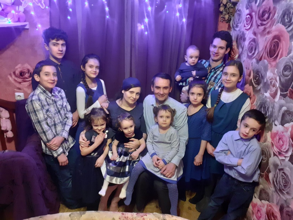 Наталья Шуляк – мама 12-ти детей. Президент Зеленский ей присвоил звание матери-героини