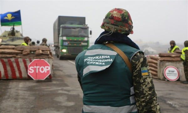 Вступил в действие запрет на поставки товаров в Крым