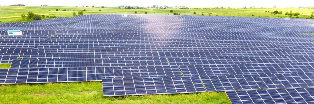 Сонячні панелі довели свою ефективність. Українці реагують шаленим попитом на приватні електростанції