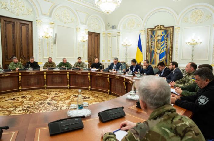 СНБО принял решение о введении военного положения в Украине