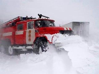 Роженицу из села Осипенко доставили в роддом на пожарной машине