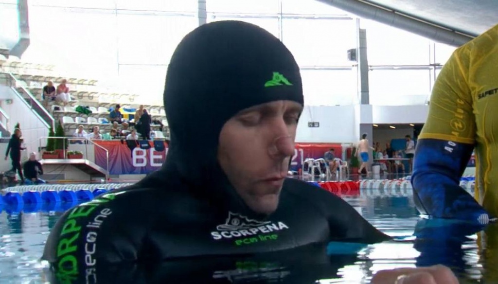 Что??? Бердянец Роман Мишин провел под водой 6 минут 45 секунд