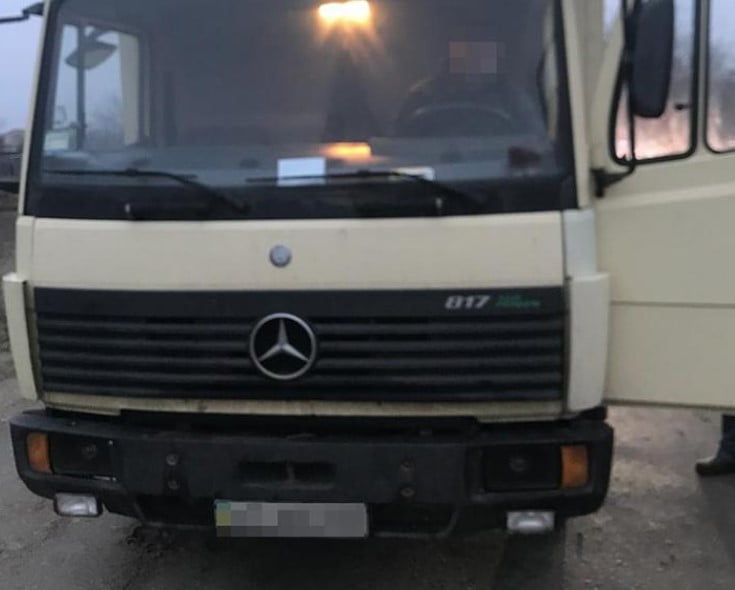 В Бердянске угонщика фургона удалось задержать благодаря камерам видеонаблюдения