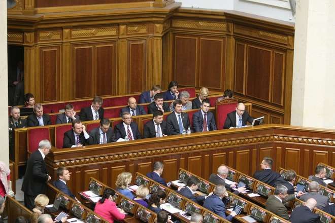 Рада приняла в первом чтении Антикоррупционную стратегию правительства
