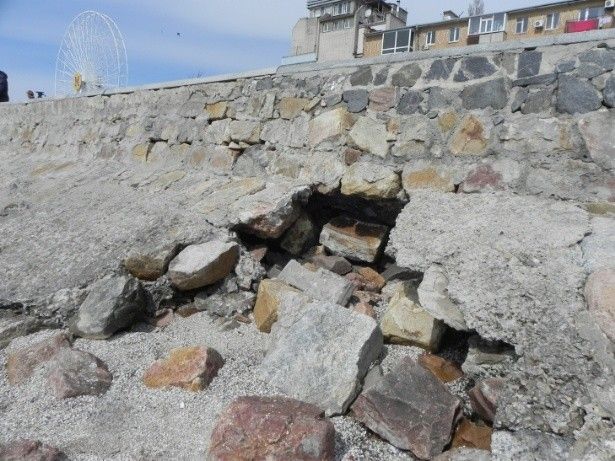 Депутат Бердянского горсовета отремонтирует берегоукрепительные сооружения на миллион