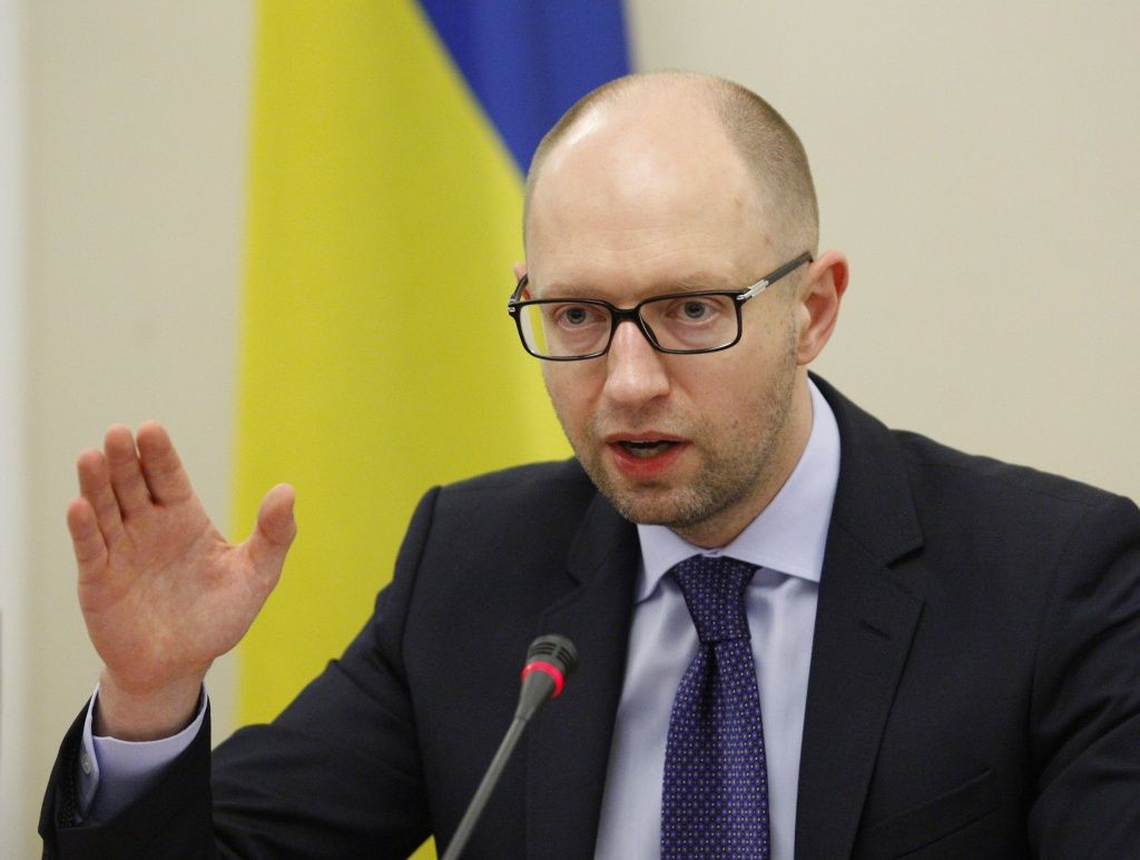 Яценюк: Кредиторы списали Украине 20% долгов, Россия не получит лучших условий