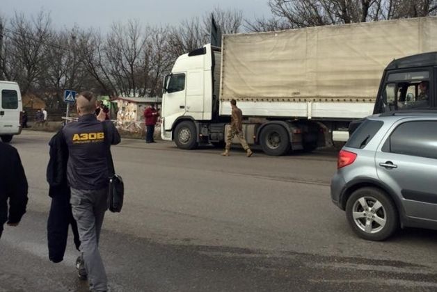 Активісті готуються до відновлення блокади російських фур