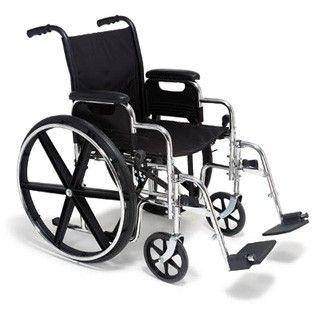 Более 400 бердянцев получили бесплатные инвалидные коляски