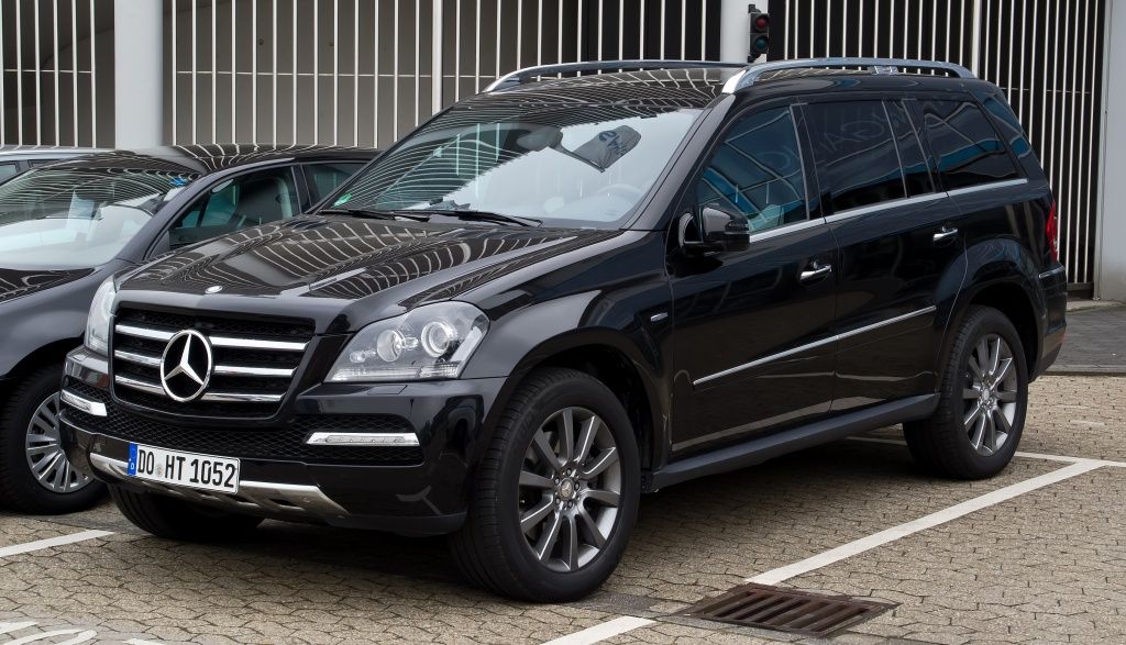 Нардеп Александр Пономарев приобрел Mercedes-Benz GL почти за миллион гривен