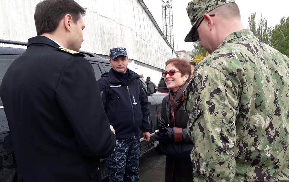 Бердянськ відвідали посол США Марі Йованович та командувач ВМСУ Ігор Воронченко