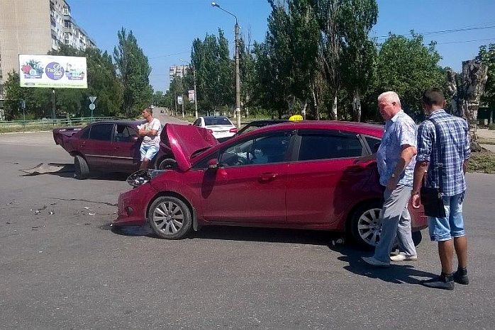 Разыскивают свидетелей ДТП произошедшего в Бердянске на Мелитопольском шоссе в четверг 30 июля