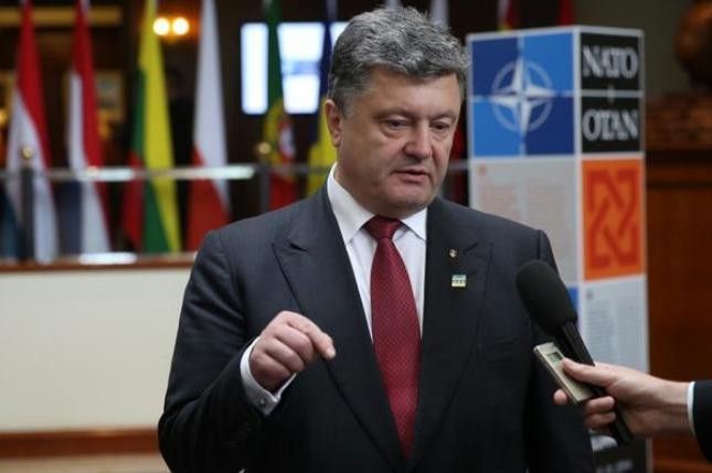 Порошенко договорился с членами НАТО о высокоточном оружии для Украины