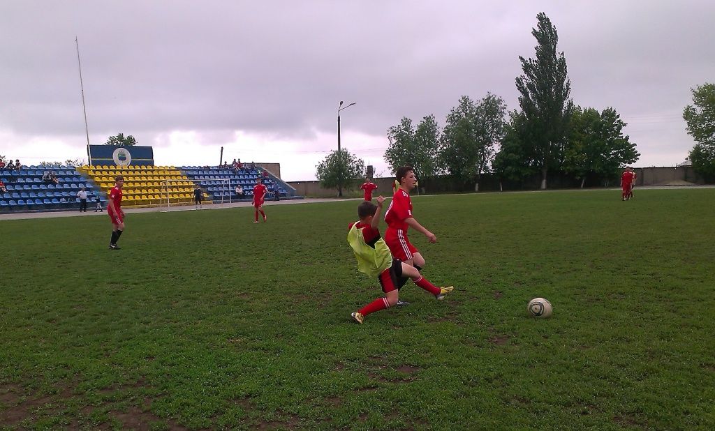 Бердянские футболисты вышли в финал зонального турнира Всеукраинского розыгрыша "Кожаный мяч"