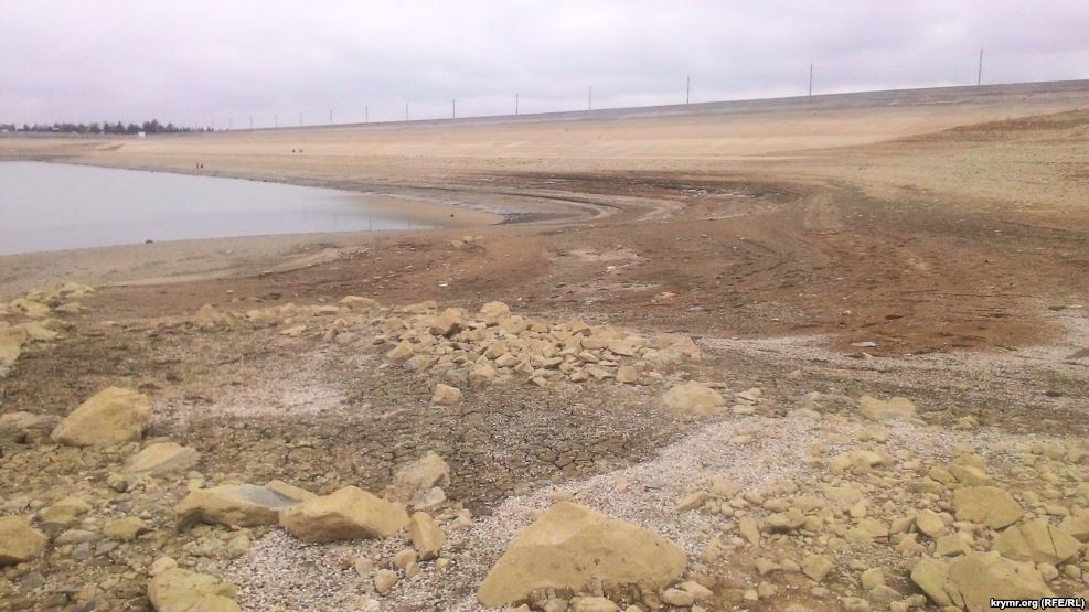 В Крыму стремительно мелеет Белогорское водохранилище