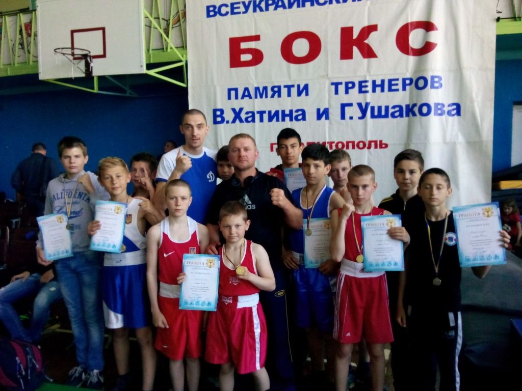 Бердянские боксеры из клуба «Чемпион» успешно выступили в Одессе