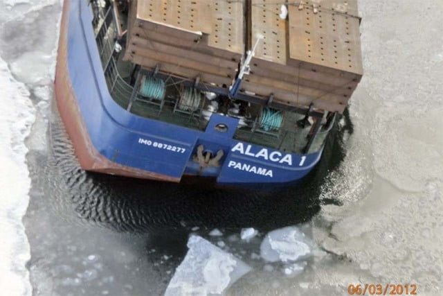В Азовском море обнаружили полузатонувший сухогруз "Алака-1" (фото+ текст)