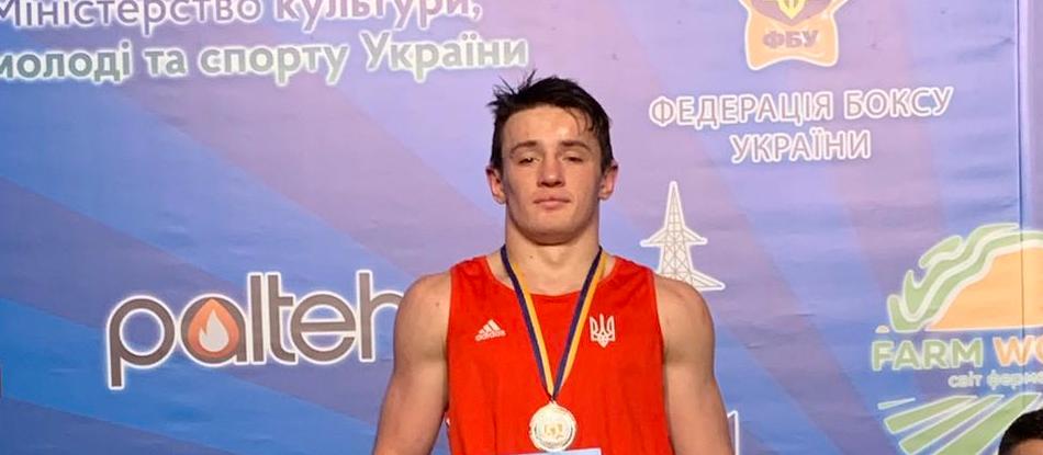 Никита Алистратов завоевал серебро на чемпионате Украины по боксу