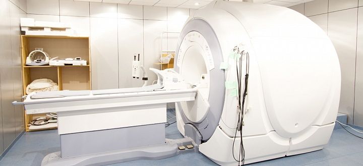 Сучасне медичне обладнання отримають бердянські медики — офтальмологічний мікроскоп, комп'ютерний томограф та ін.