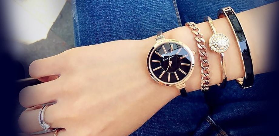 Как правильно носить женские часы?