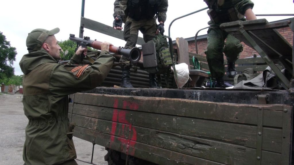 Разведка Минобороны: Боевики готовятся к наступлению в Донбассе