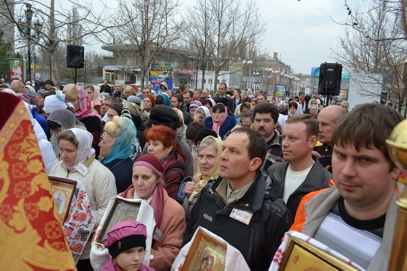 Крестный поход в Бердянске на пасху 2012