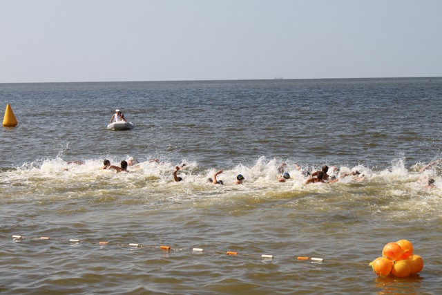 Чемпионат по плаванию на открытой воде в Бердянске 2012