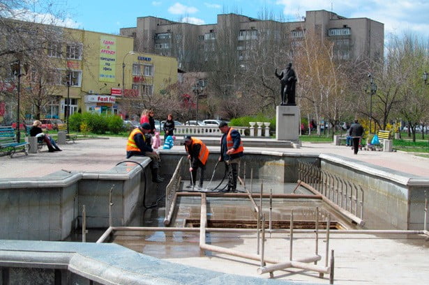 запуск фонтанов в Бердянске