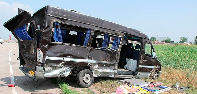 Микроавтобус пострадавший в ДТП
