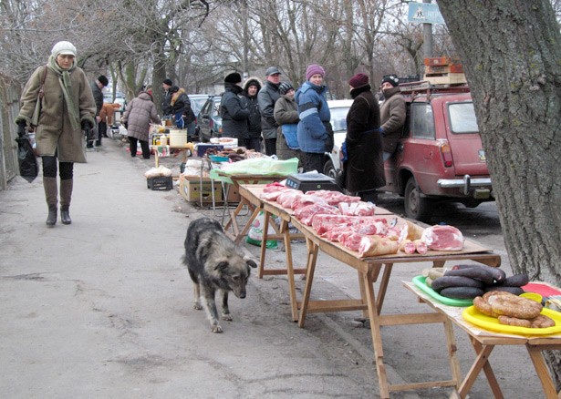 рынок на Тищенко