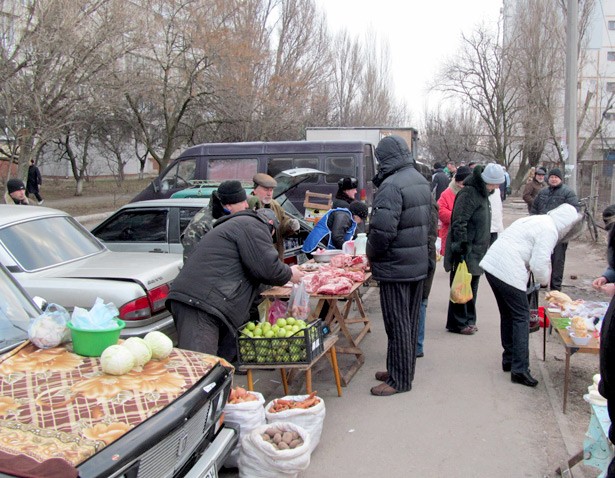 рынок на Тищенко