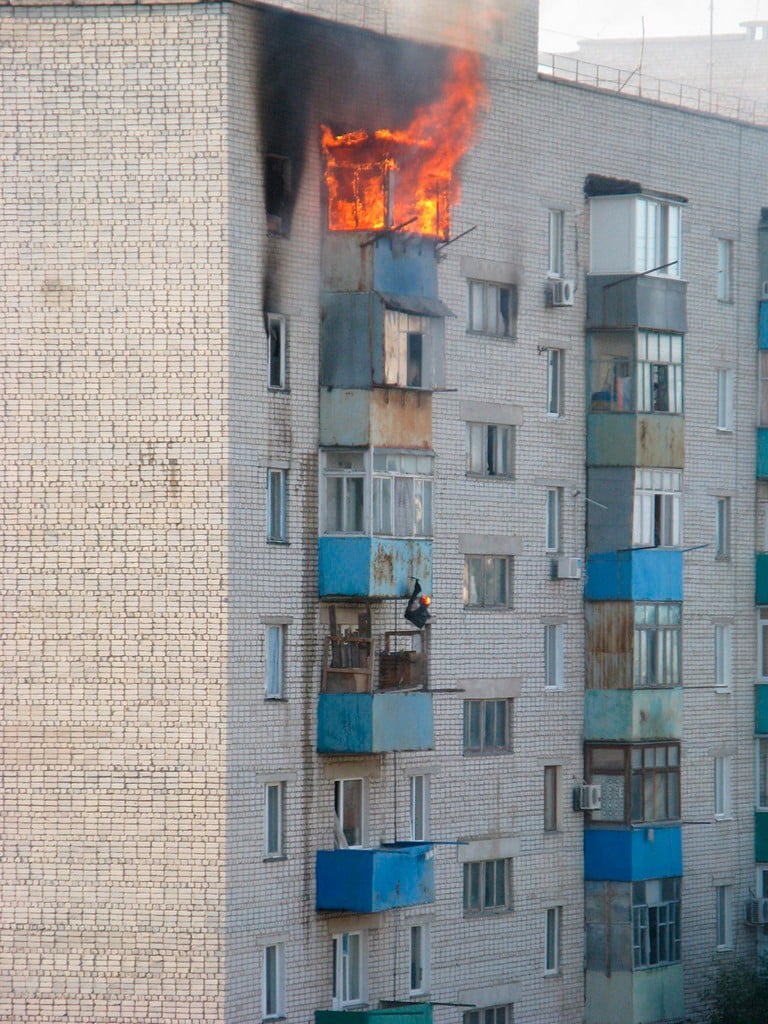 Пожар в Бердянске на Пролетарском 100 