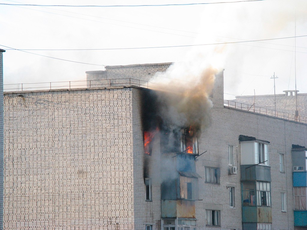 Пожар в Бердянске на Пролетарском 100 