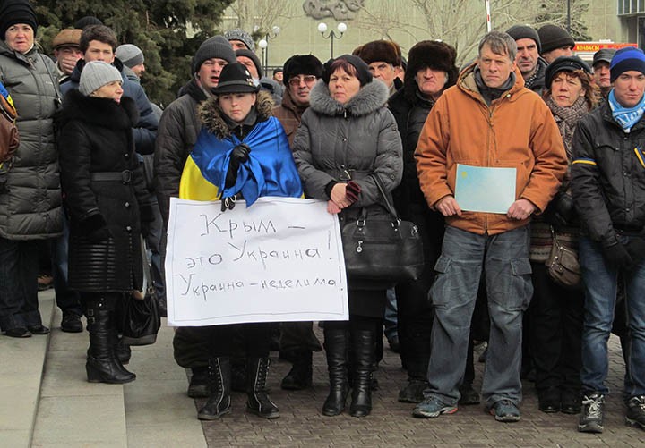 митинг в Бердянске за мир 2014