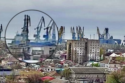 Російське вантажне судно в порту Бердянська, 20.04.2023. Фото із соцмереж