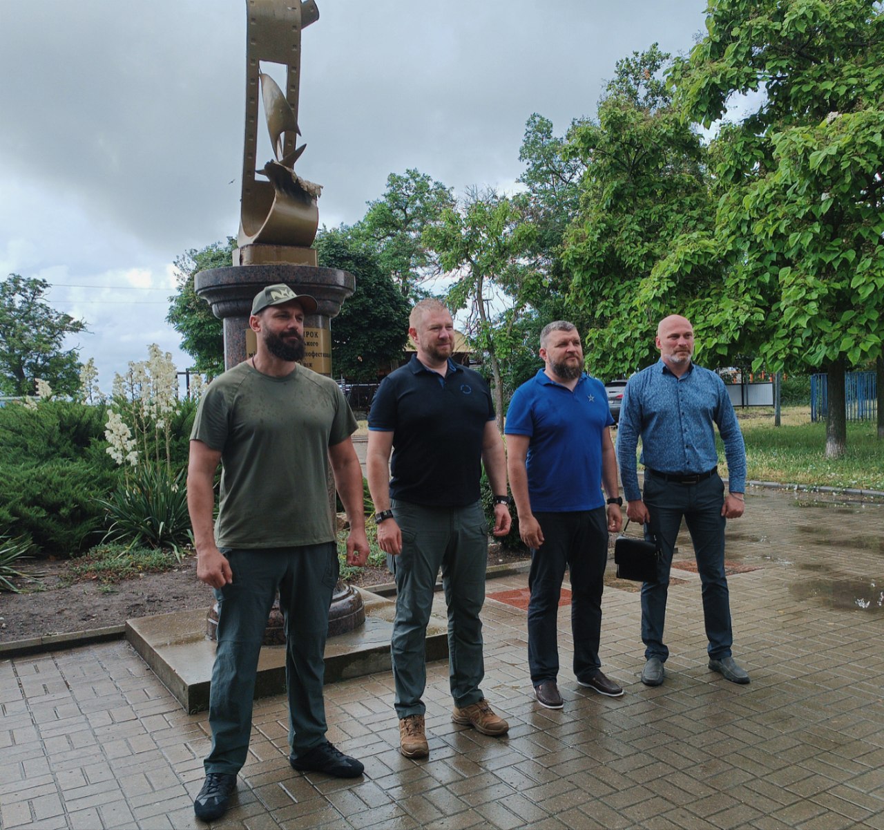 відкриття відновлених зірок, фото із z-пабліка