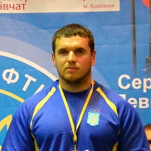 Андрей Ахрименко – бронзовый призер чемпионата Украины по классическому жиму лежа 