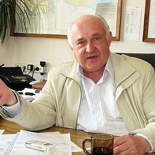 Начальник Бердянского морского торгового порта Владимир Пикинер: «Я прожил три жизни...»