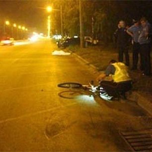 В Бердянске "Ланос" сбил велосипедиста: пострадала 4-хлетняя девочка