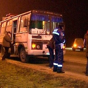 В Бердянске с помощью игрушечного автомата угнали пассажирский автобус