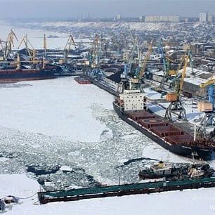 Зима в Азове заморозила экспорт зерна