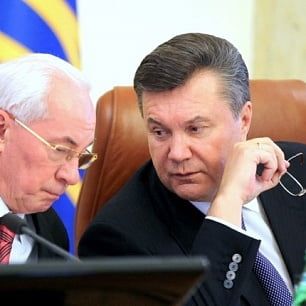 Россия отказалась комментировать заявления о гражданстве Януковича и Азарова